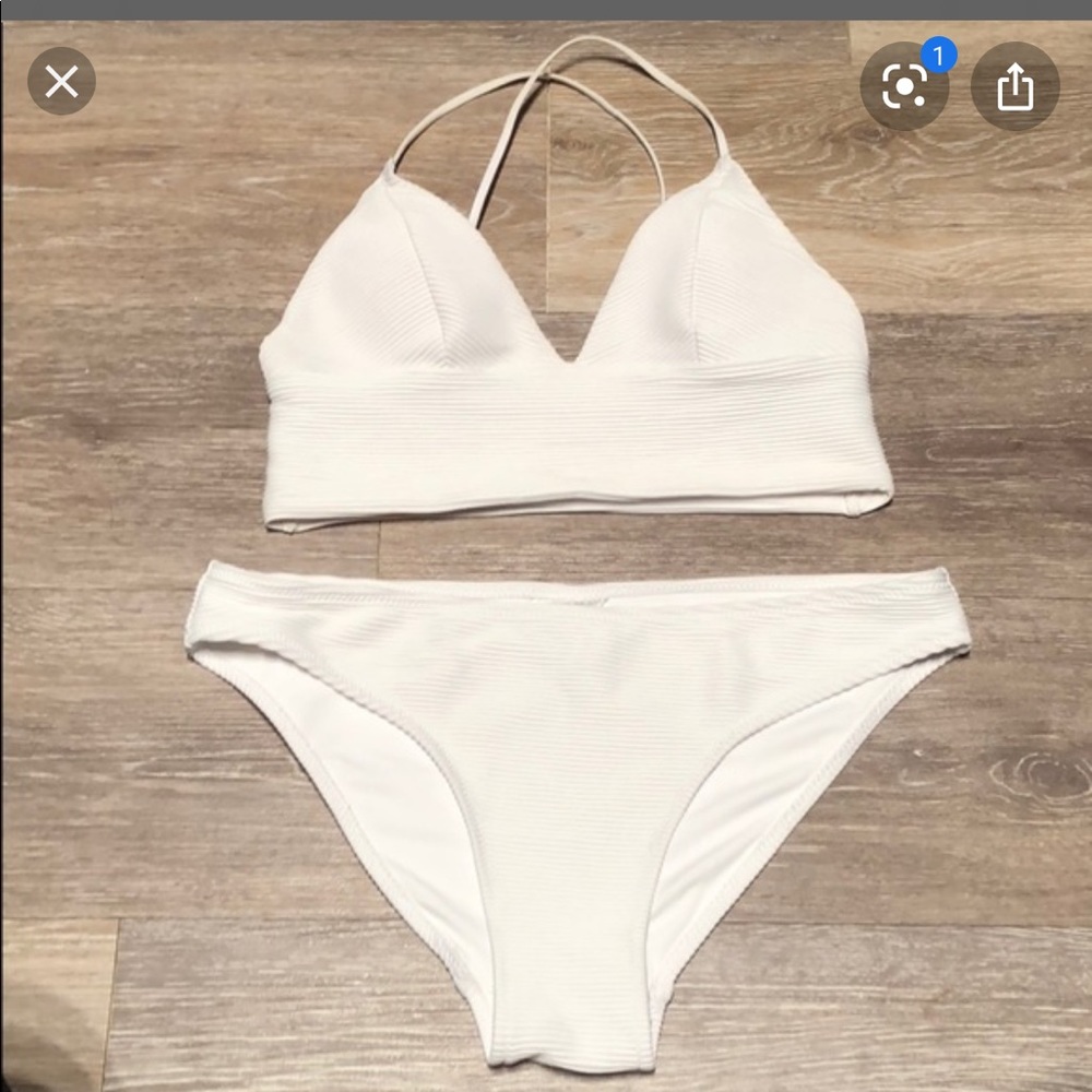 Ribbed white bikini